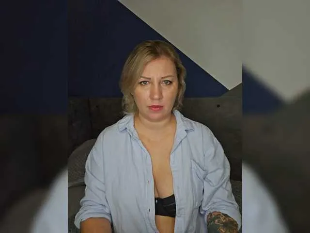 Live sex webcam photo for YourWitcher #292311924