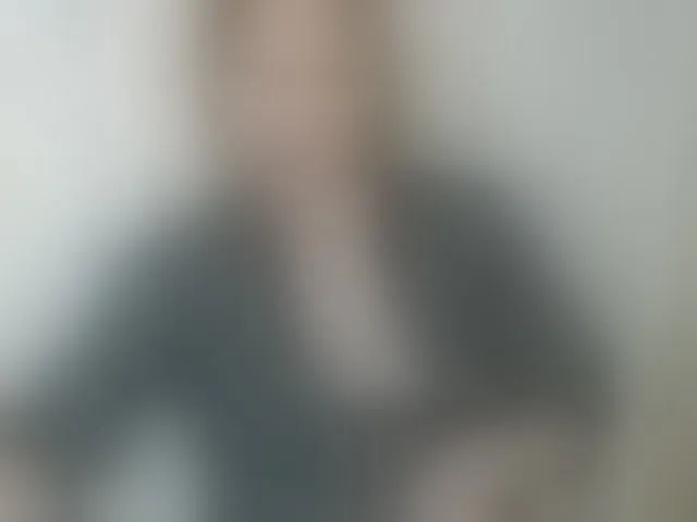 Live sex webcam photo for YourWitcher #293579119