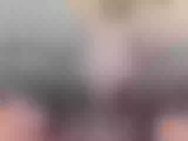 Live sex webcam photo for YourXQueen #276759937