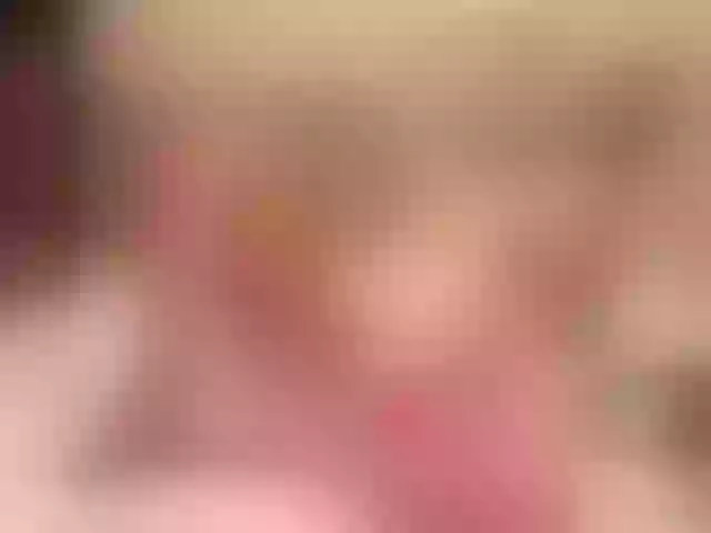 Live sex webcam photo for YourXQueen #291238873