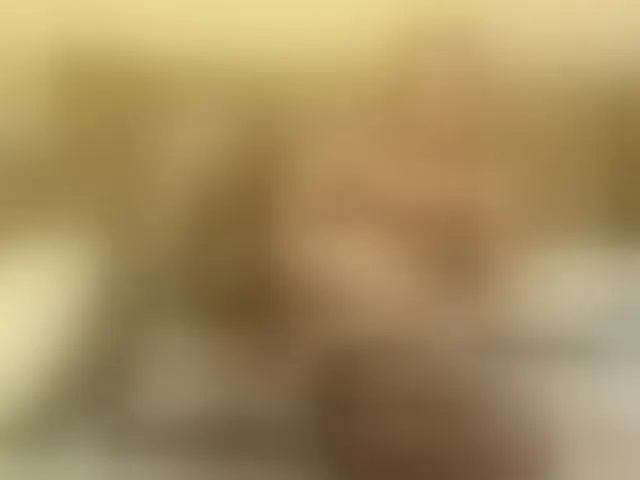 Live sex webcam photo for YourXQueen #292521225