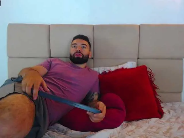 Live sex webcam photo for Yourbestfantasy- #276729407