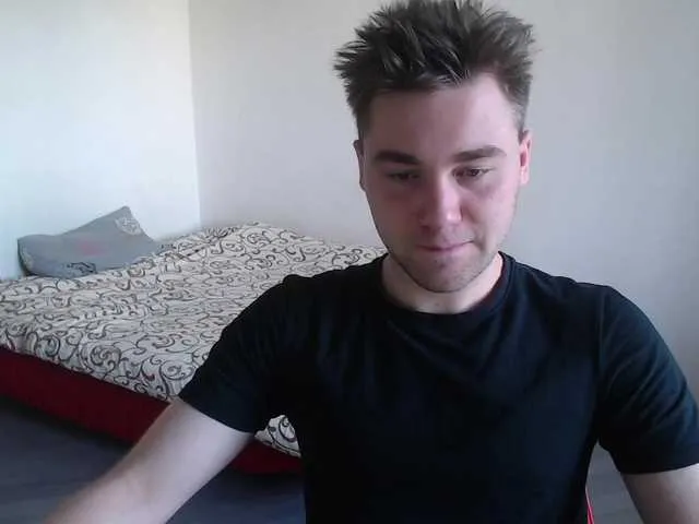 Live sex webcam photo for Yourchikk #273602139