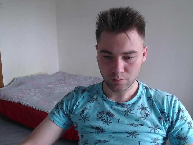 Live sex webcam photo for Yourchikk #274267447