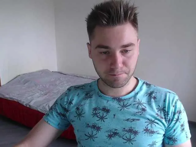 Live sex webcam photo for Yourchikk #274278819