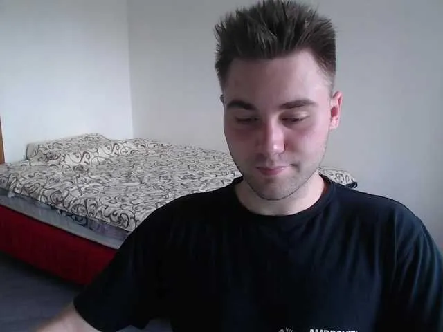 Live sex webcam photo for Yourchikk #274353583