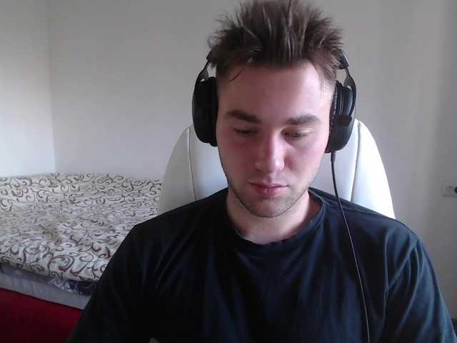 Live sex webcam photo for Yourchikk #274623217