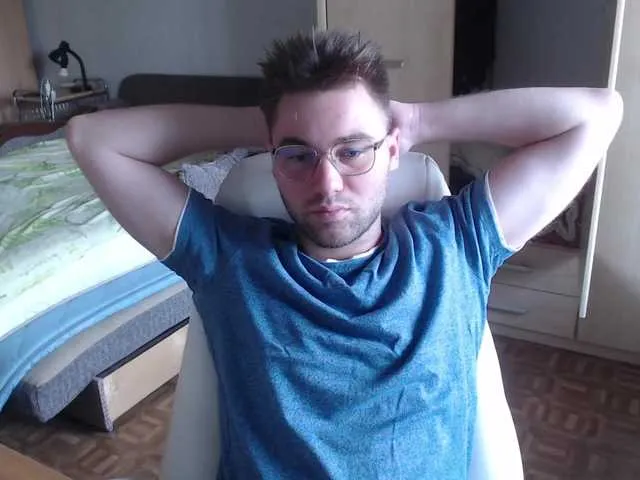 Live sex webcam photo for Yourchikk #276030013