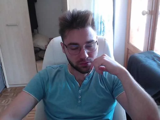 Live sex webcam photo for Yourchikk #276211085