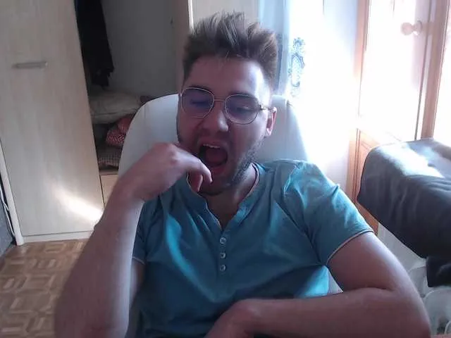 Live sex webcam photo for Yourchikk #276341513