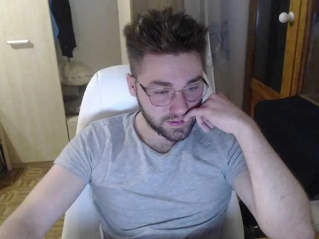 Live sex webcam photo for Yourchikk #276426488