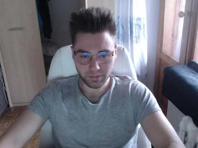 Live sex webcam photo for Yourchikk #276438246