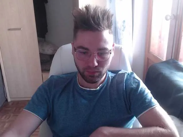 Live sex webcam photo for Yourchikk #276480225