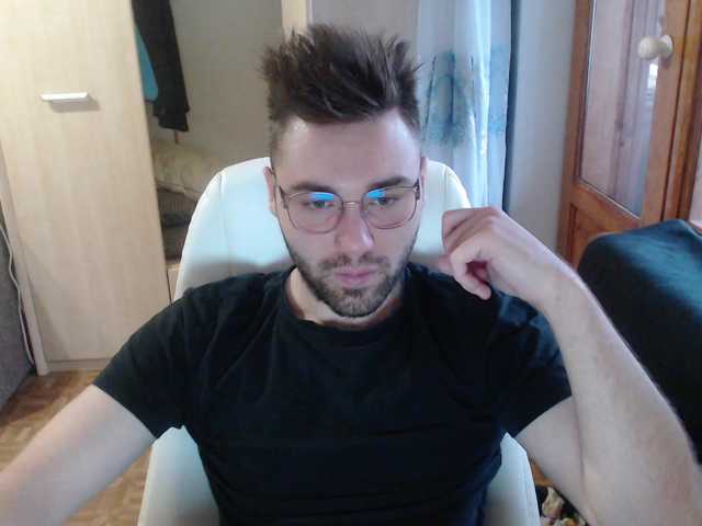 Live sex webcam photo for Yourchikk #276562303