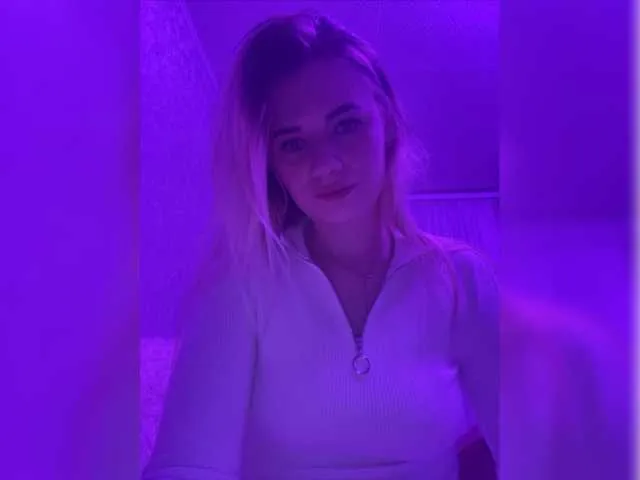 Live sex webcam photo for Yourdreamgir1 #278119380