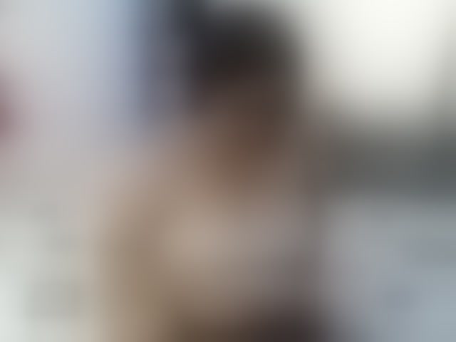 Live sex webcam photo for Yourhornyjuliettee1 #294077234