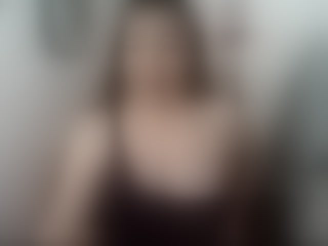 Live sex webcam photo for Yourhornyjuliettee1 #294144056