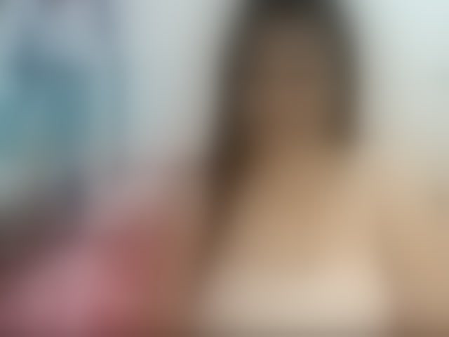 Live sex webcam photo for Yourhornyjuliettee1 #294245140