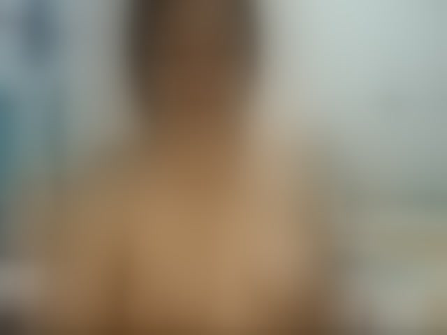 Live sex webcam photo for Yourhornyjuliettee1