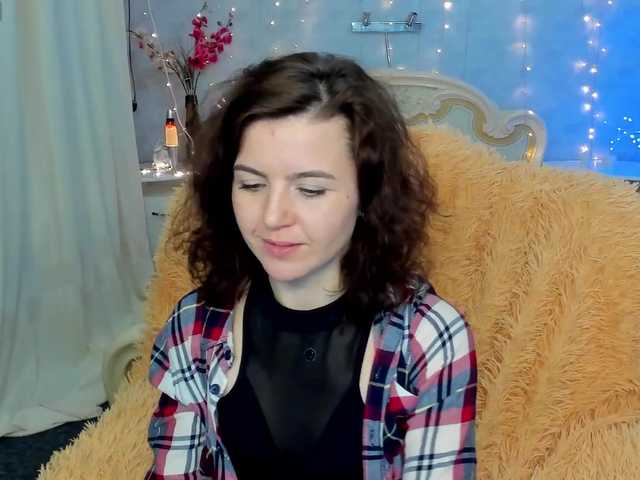 Live sex webcam photo for Yourl2ittle #272287861