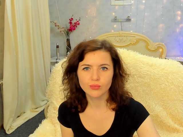 Live sex webcam photo for Yourl2ittle #272389848