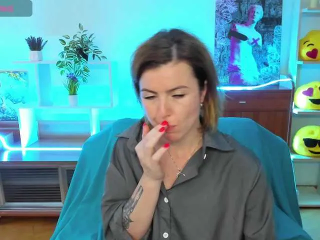 Live sex webcam photo for Yourl2ittle #278159481