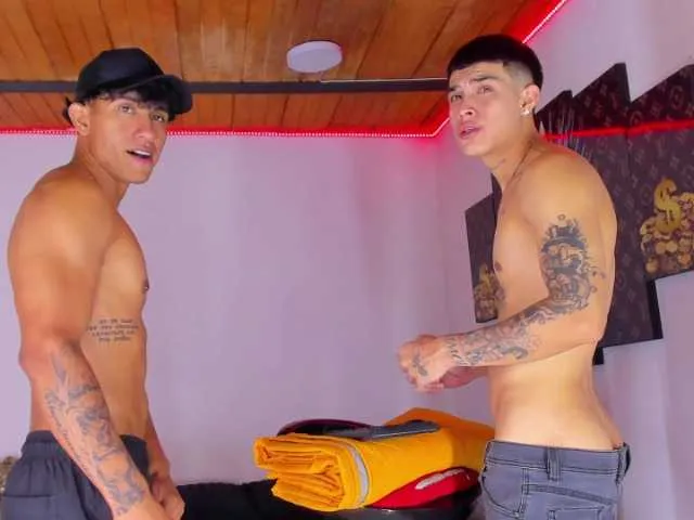 Live sex webcam photo for Yoursgoods #275645856