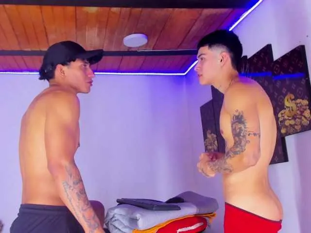 Live sex webcam photo for Yoursgoods #275705113