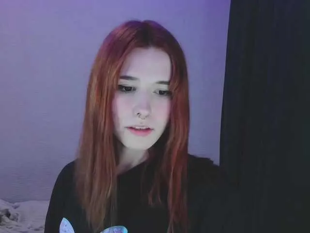 Live sex webcam photo for Yoursissydoll #276894377