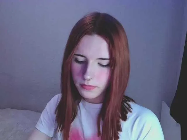Live sex webcam photo for Yoursissydoll #276936820