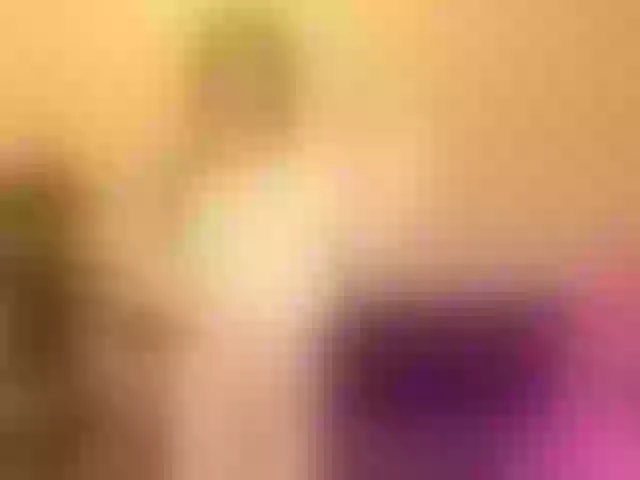 Live sex webcam photo for Yoursissydoll #290654683