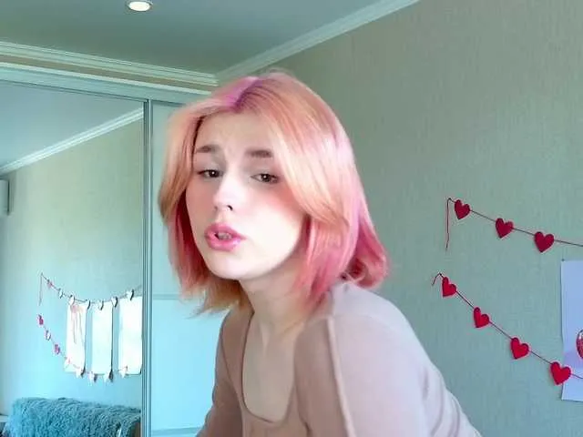 Live sex webcam photo for Yoursissydoll #291110686