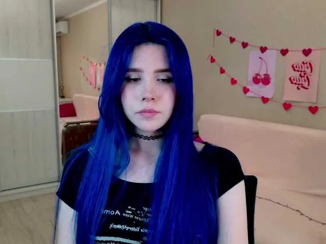 Live sex webcam photo for Yoursissydoll #291465644