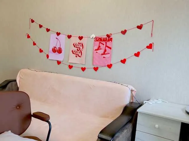 Live sex webcam photo for Yoursissydoll #291501346