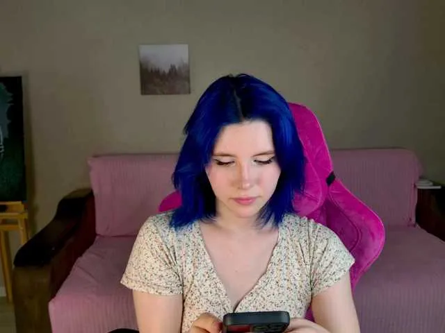 Live sex webcam photo for Yoursissydoll #291530203