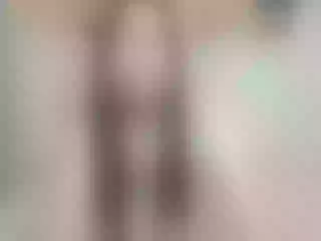 Live sex webcam photo for Yoursissydoll #292197282