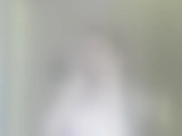 Live sex webcam photo for Yoursissydoll #293444311