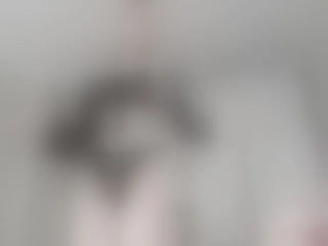 Live sex webcam photo for Yoursissydoll #293523073