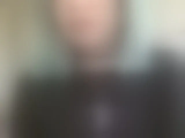 Live sex webcam photo for Yoursissydoll #293649316