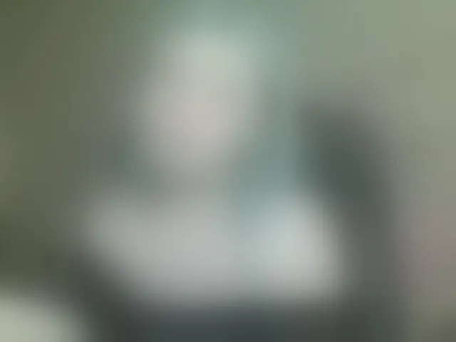 Live sex webcam photo for Yoursissydoll #293674951
