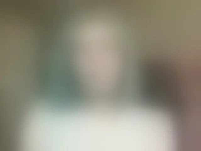 Live sex webcam photo for Yoursissydoll #293680527