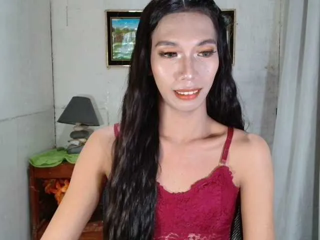 Live sex webcam photo for Yoursweettrans #276437821