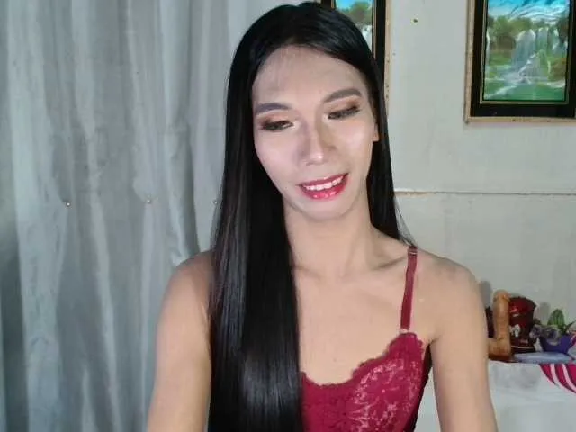 Live sex webcam photo for Yoursweettrans #277853078