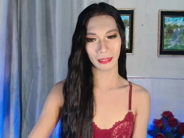 Live sex webcam photo for Yoursweettrans #277917219