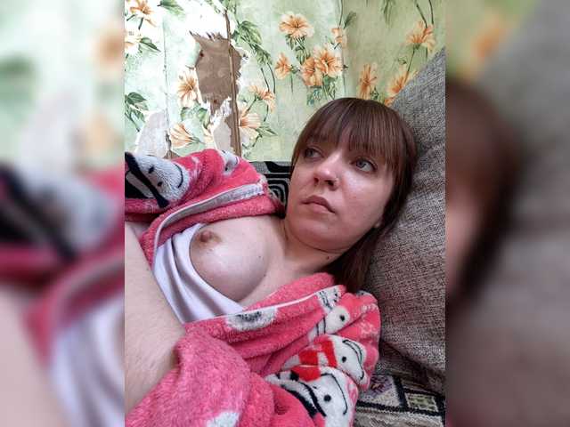 Live sex webcam photo for YuLyAska #272800612