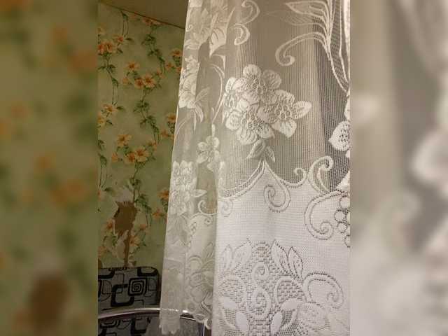 Live sex webcam photo for YuLyAska #272888645