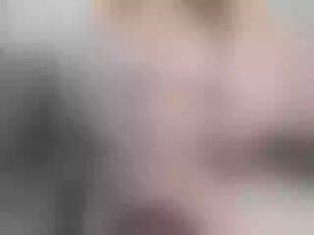 Live sex webcam photo for YukiMiii #291647452