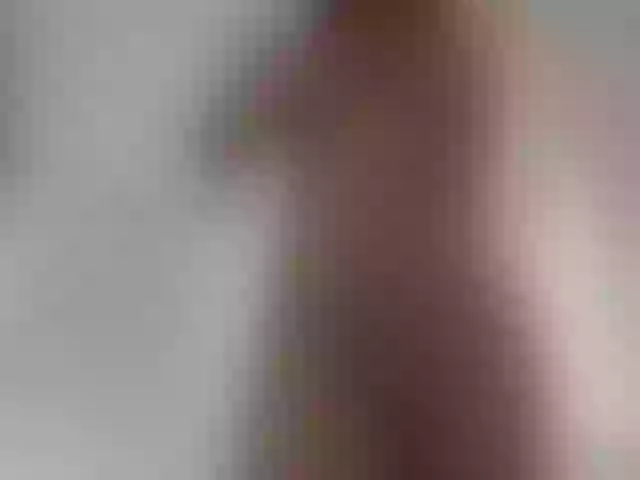 Live sex webcam photo for YukiMiii #291757775