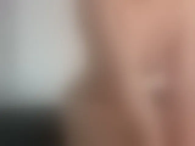 Live sex webcam photo for YukiMiii