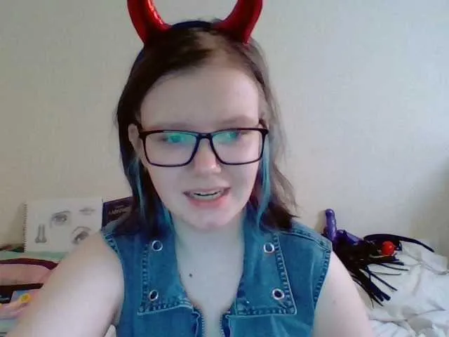 Live sex webcam photo for YukikoHashi #276292569